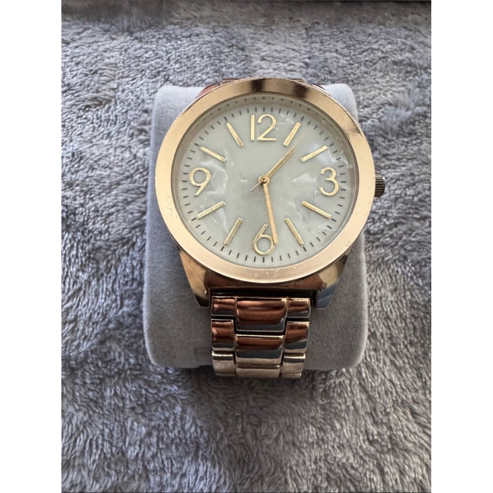 Gold Tone Oversized Round Face Watch